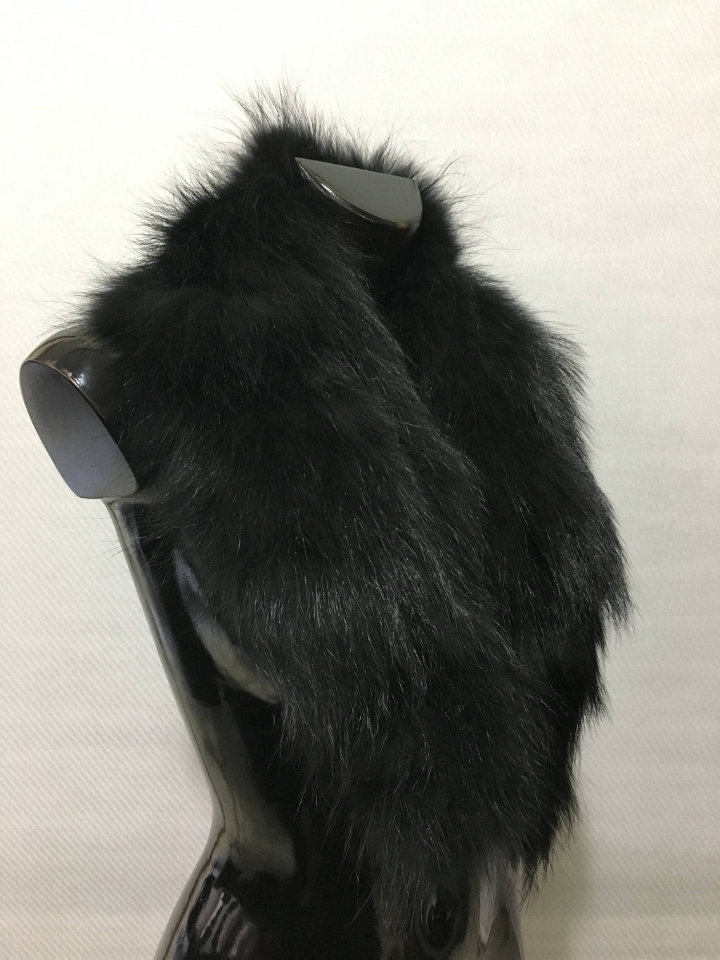 Natural raccon fur collar, black fur collar , black fur scarf ,luxury fur gift for women