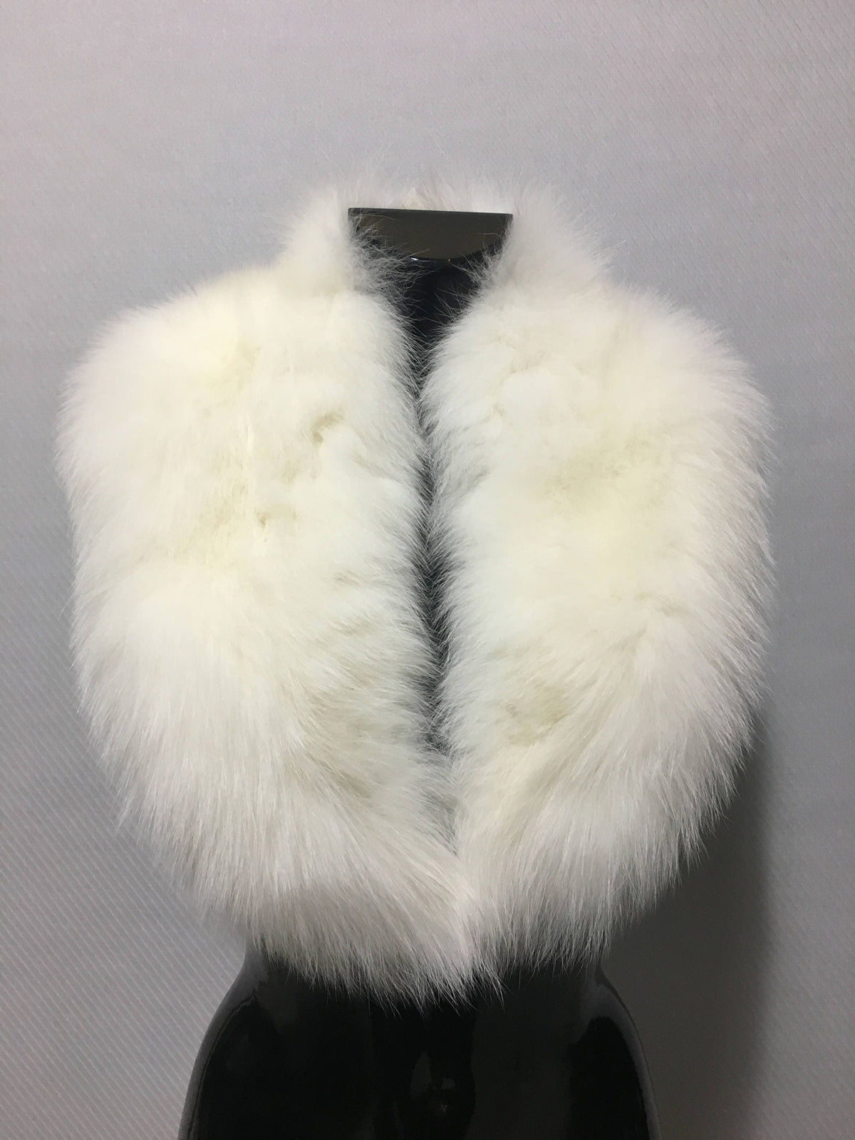 White Fox Fur Collar ,Real Fox Fur, Coat collar, Fur Shawl,White Fox fur Collar detachable Made in Greece