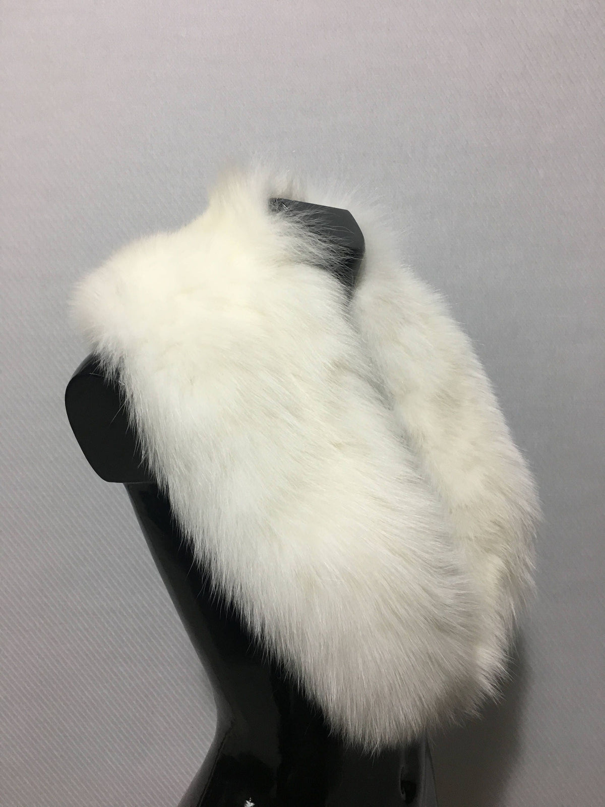 White Fox Fur Collar ,Real Fox Fur, Coat collar, Fur Shawl,White Fox fur Collar detachable Made in Greece