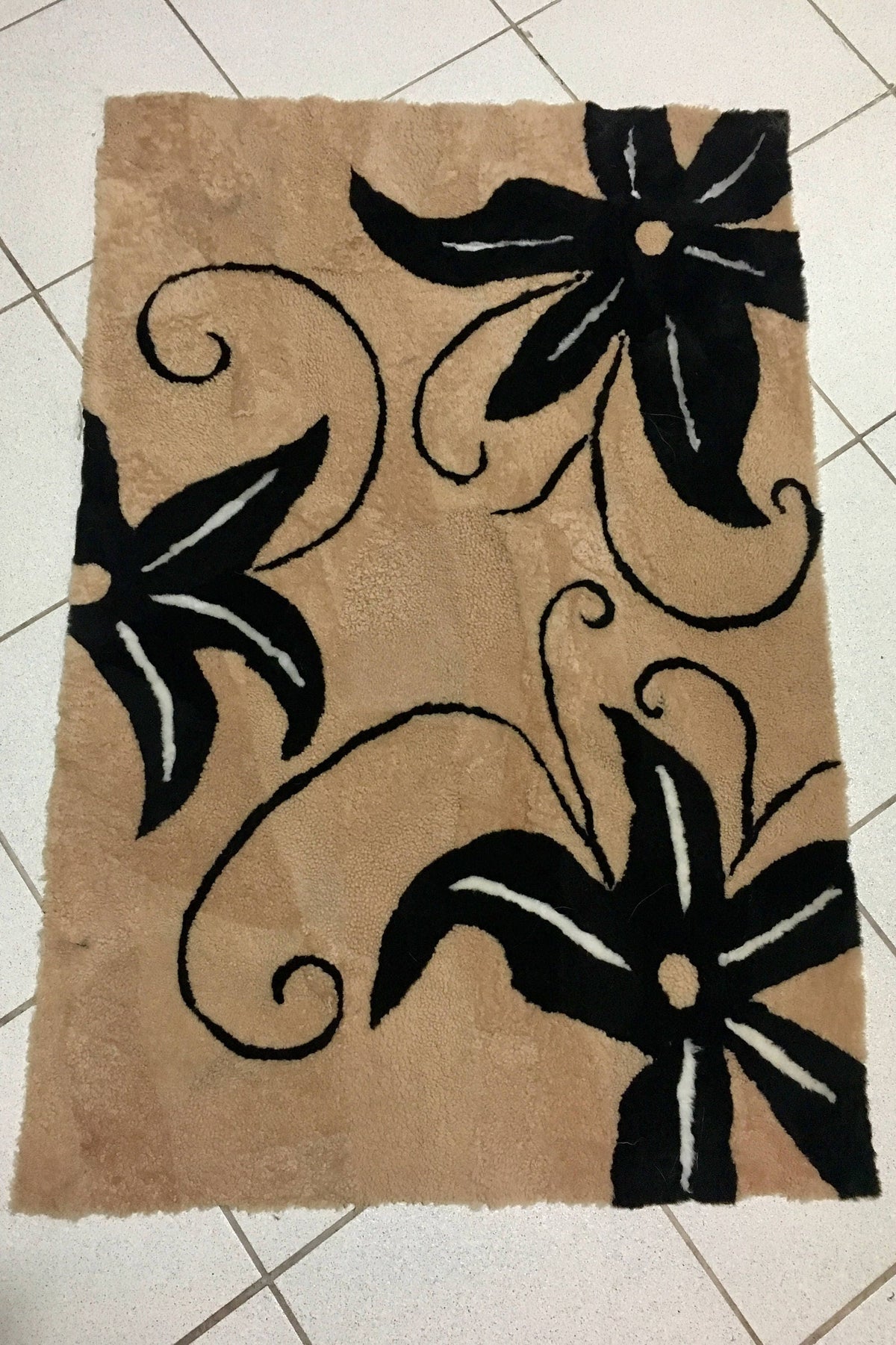 Luxury sheepskin Mat Brown and black color with Flowers  . Luxury Sheepskin Rug