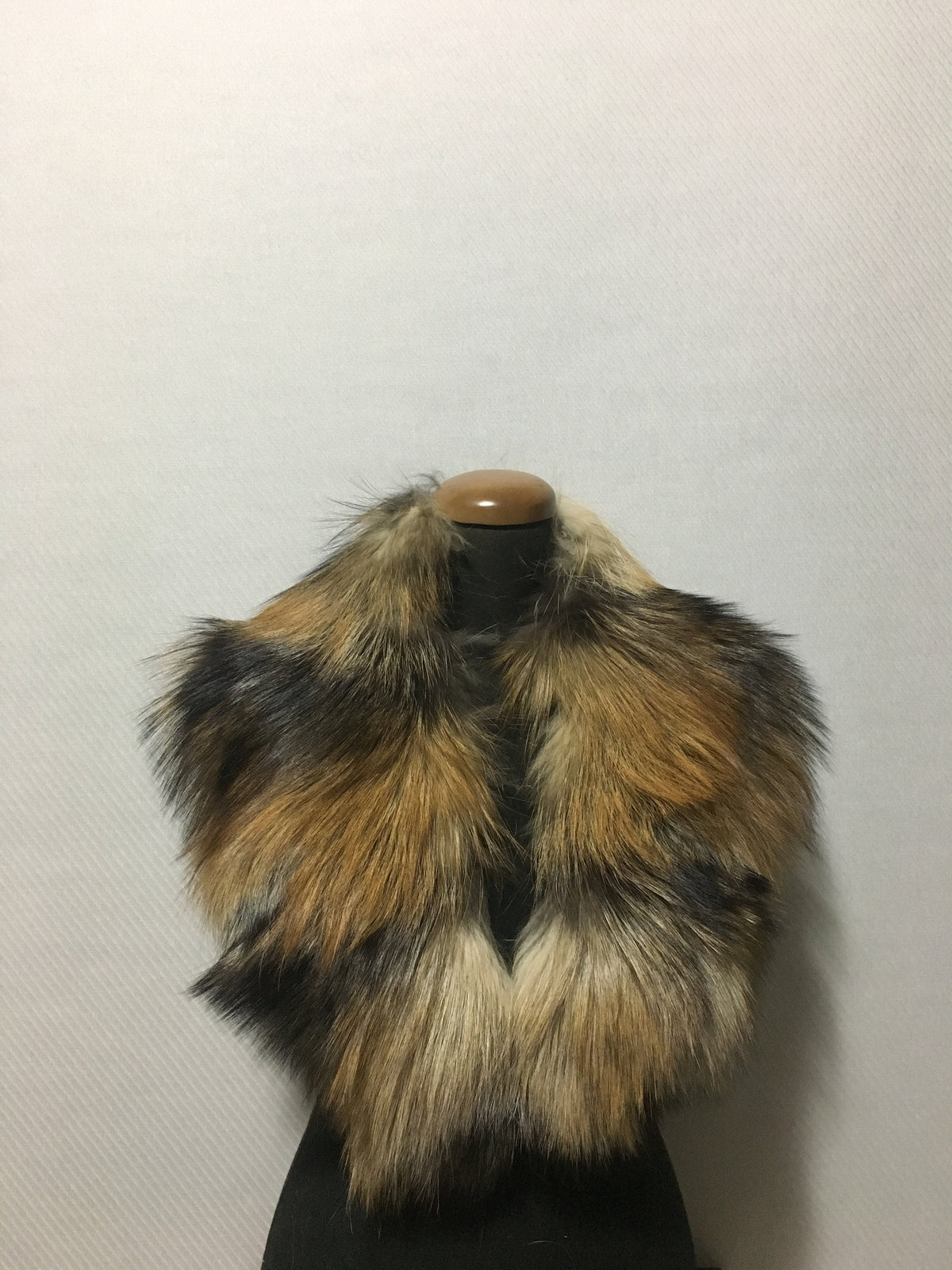 Gorgeous Golden Cross  Fox Fur Collar