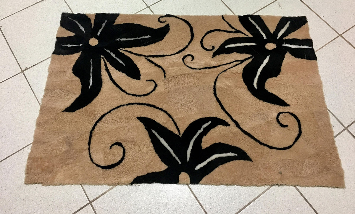 Luxury sheepskin Mat Brown and black color with Flowers  . Luxury Sheepskin Rug