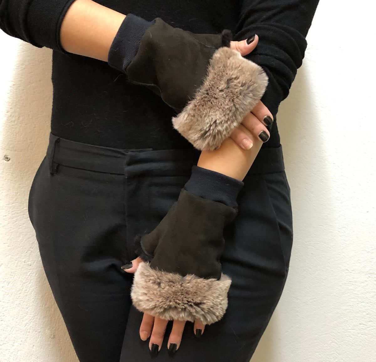 Fingerless gloves made of sheepskin, shearling women gloves, Leather  gloves, gift for women