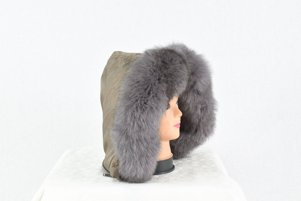 Fashionable  Fox Fur Small Collar Gray Color . Trim for hood