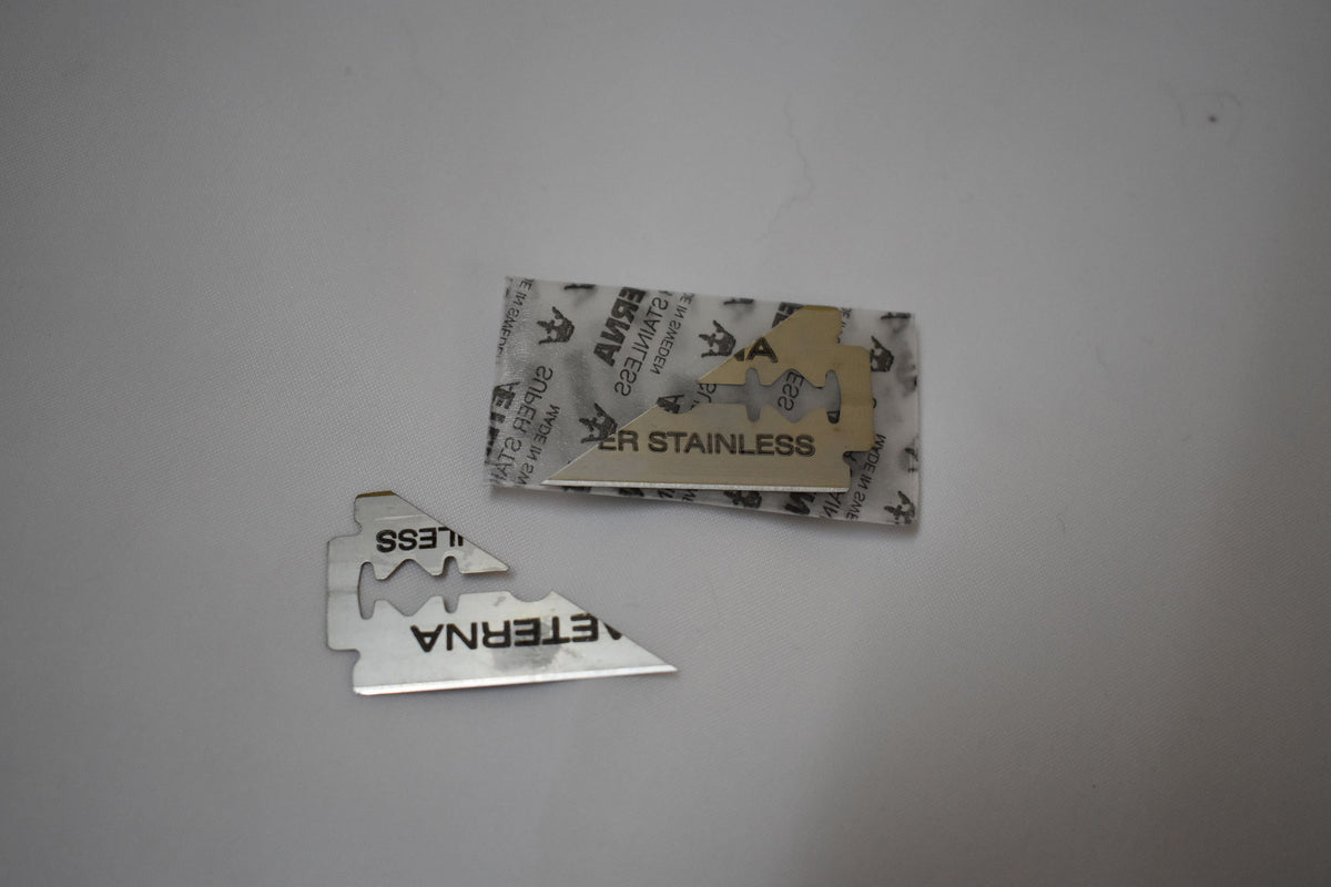 Lot of 200 Stainless Steel Blades For Fur and leather Knife. Furries stainless Steel Blades. Only blades !