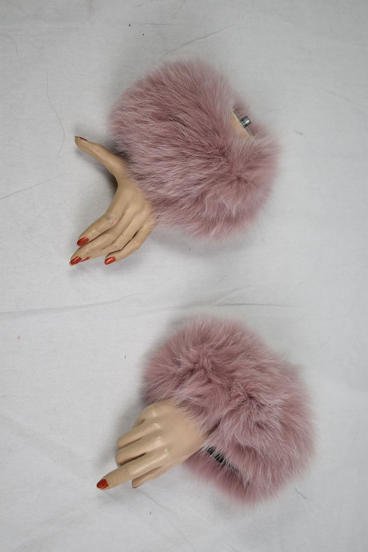 Amazing  Fox Fur Cuffs, Magenta Collor fur cuffs , Coat Cuffs, Fox Fur , winter Coat cuffs,detachable Fur cuffs