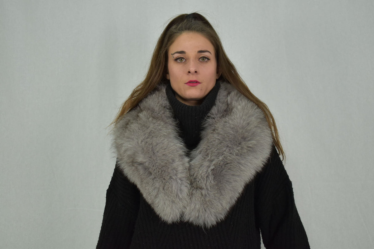 Real  Fur Collar and Cuffs Gray Color, Fox  Fur Cuffs and  Collar , fashionable Fur collar and CUFFS