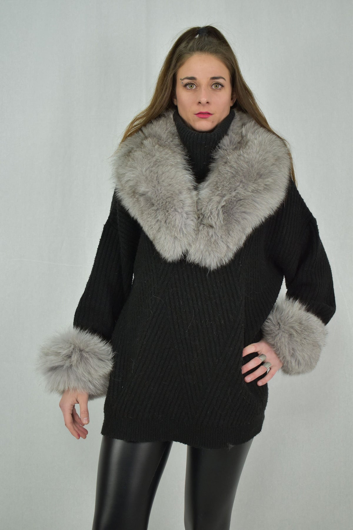 Real  Fur Collar and Cuffs Gray Color, Fox  Fur Cuffs and  Collar , fashionable Fur collar and CUFFS