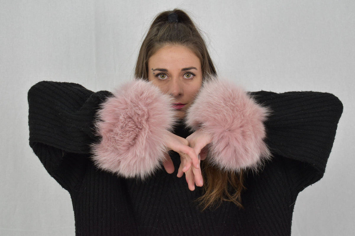 Amazing  Fox Fur Cuffs, Magenta Collor fur cuffs , Coat Cuffs, Fox Fur , winter Coat cuffs,detachable Fur cuffs