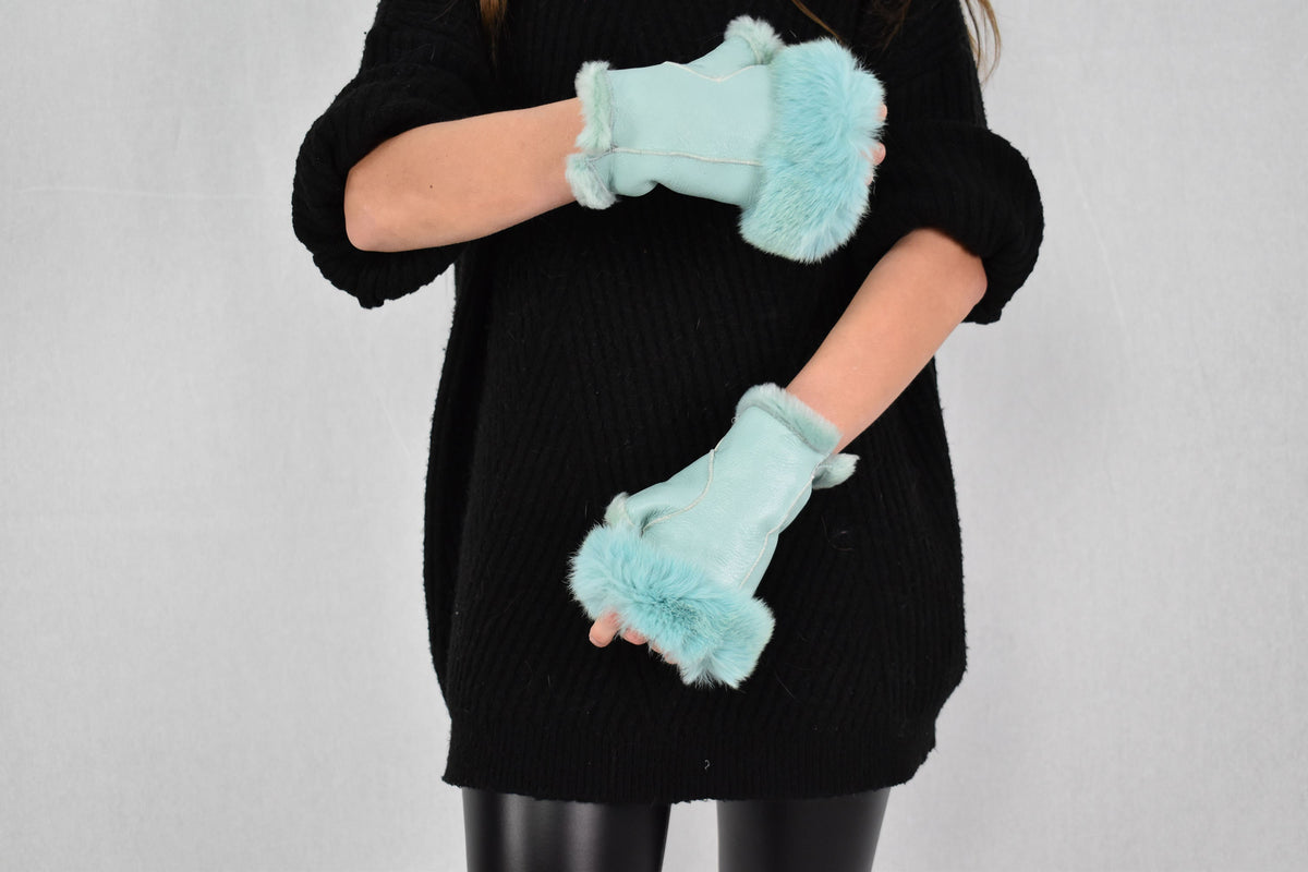 Beautiful Sheepskin Gloves Fingerless In One Size, Luxury Gift Fingerless Gloves!!!