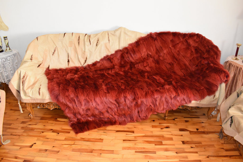 Red Fox Fur Blanket: Luxury Velvet Lined Throw, Home Decor