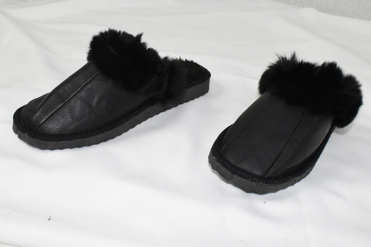 Genuine Sheepskin Slippers | Cozy Fur Slippers | sheariling Fur Slides | Winter slippers | Fur slides |