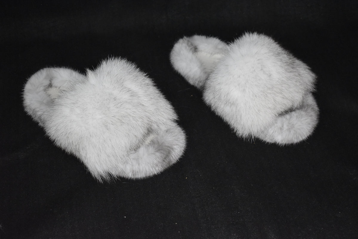 Mink & Fox Fur Slides: Luxury Fluffy Slippers