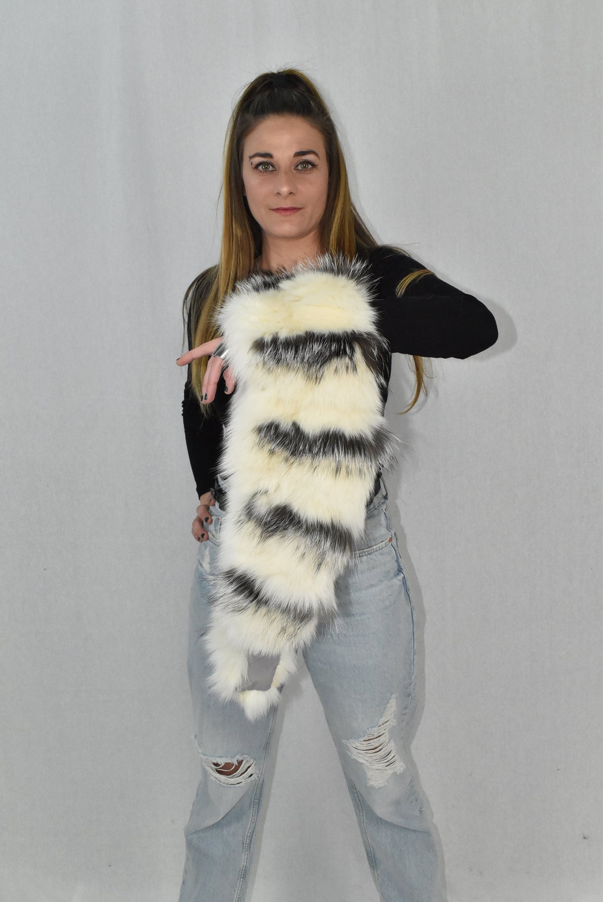Beautiful   Large  Fox Fur Collar,Fur scarf, Coat Collar , Winter Collar, women collar, fashionable Fur collar