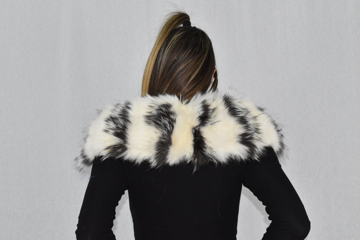 Beautiful   Large  Fox Fur Collar,Fur scarf, Coat Collar , Winter Collar, women collar, fashionable Fur collar