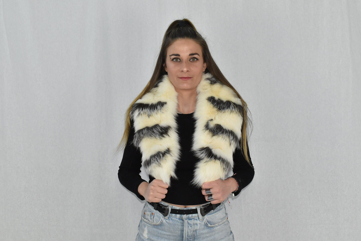 Beautiful   Large  Fox Fur Collar,Fur scarf, Coat Collar , Winter Collar, women collar, fashionable Fur collar