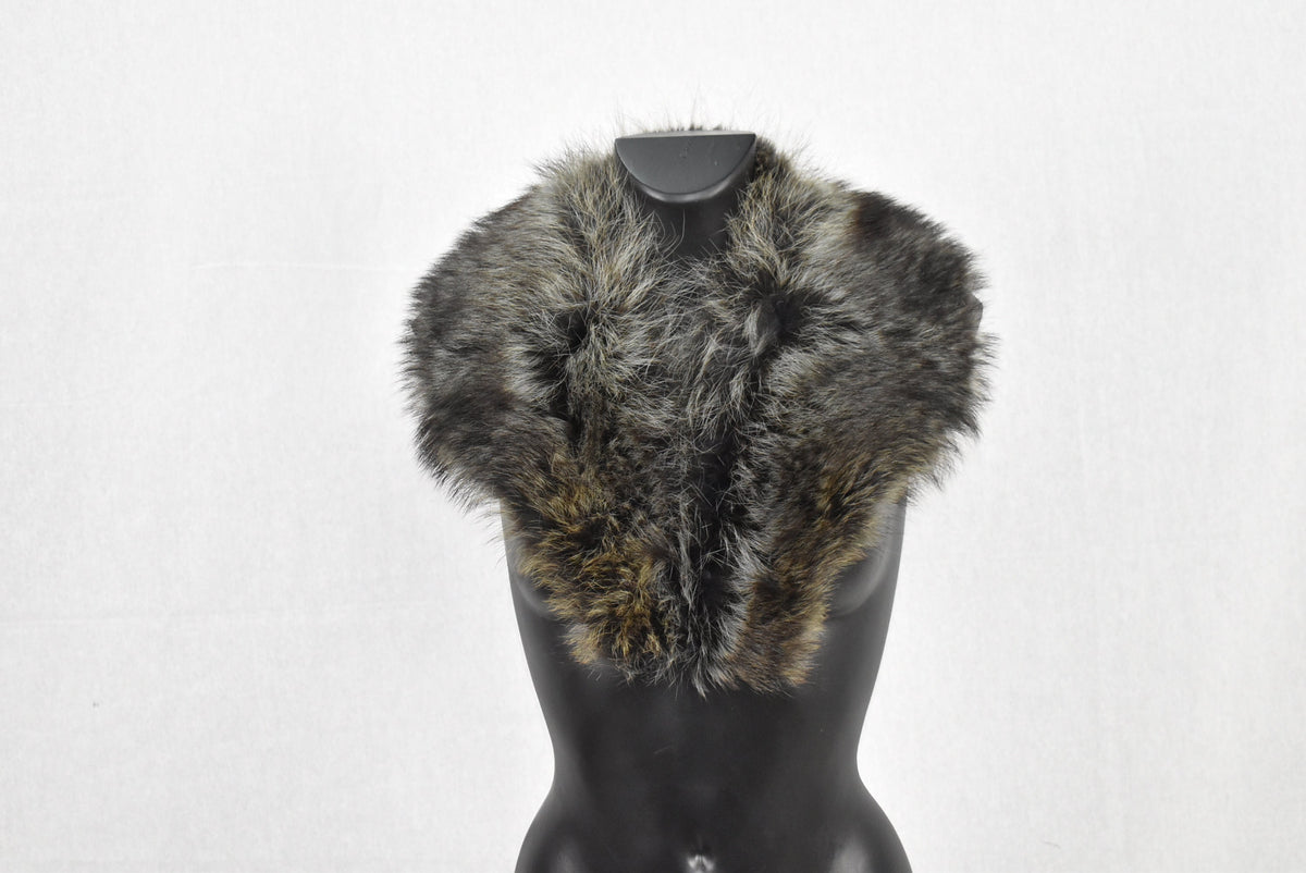 Fur Collar, Raccoon Fur Collar, GrayFur Collar , Detachable Collar , Luxury Gift For Her , Special Fur Collar For Fackets And Coats