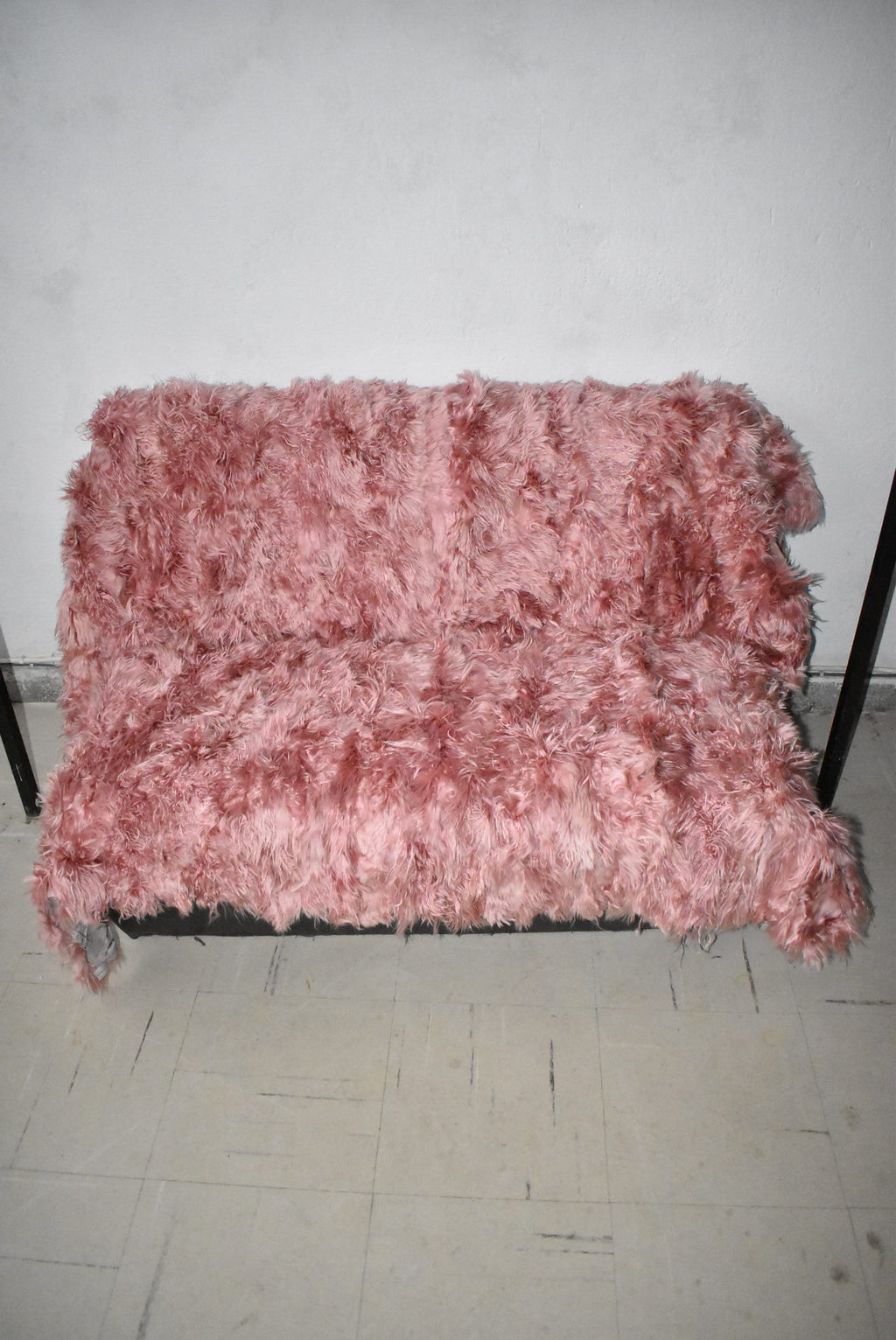 Real Mongolian Fur Throw |  Pink Fur Blanket Throw  | Natural  Fur  Blanket | Fur Throw | Fluffy Fur blanken Ideal For Your home decor