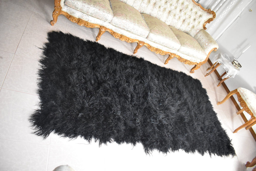 Luxurious Mongolian Lamb Throw Blanket | Mongolian Lamb Rug  | Black Fur Blanket made of Mongolian Lamb |Gift For her
