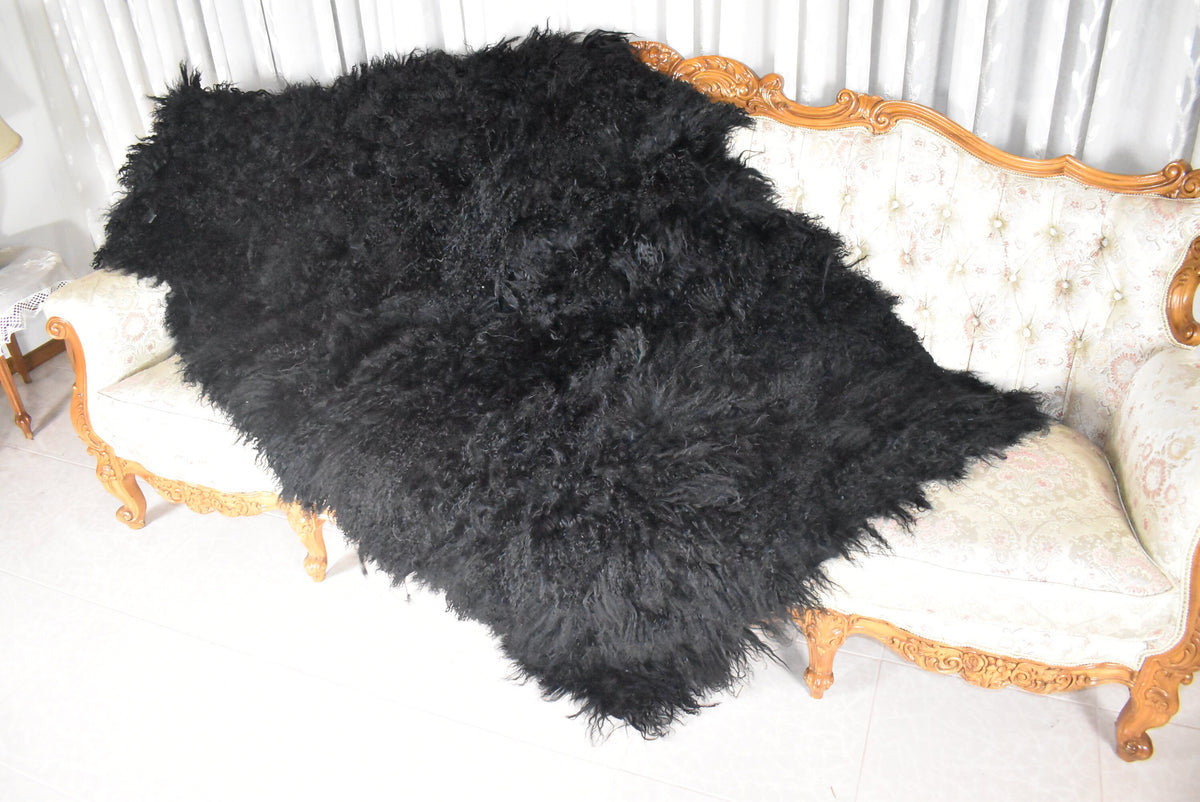 Luxurious Mongolian Lamb Throw Blanket | Mongolian Lamb Rug  | Black Fur Blanket made of Mongolian Lamb |Gift For her