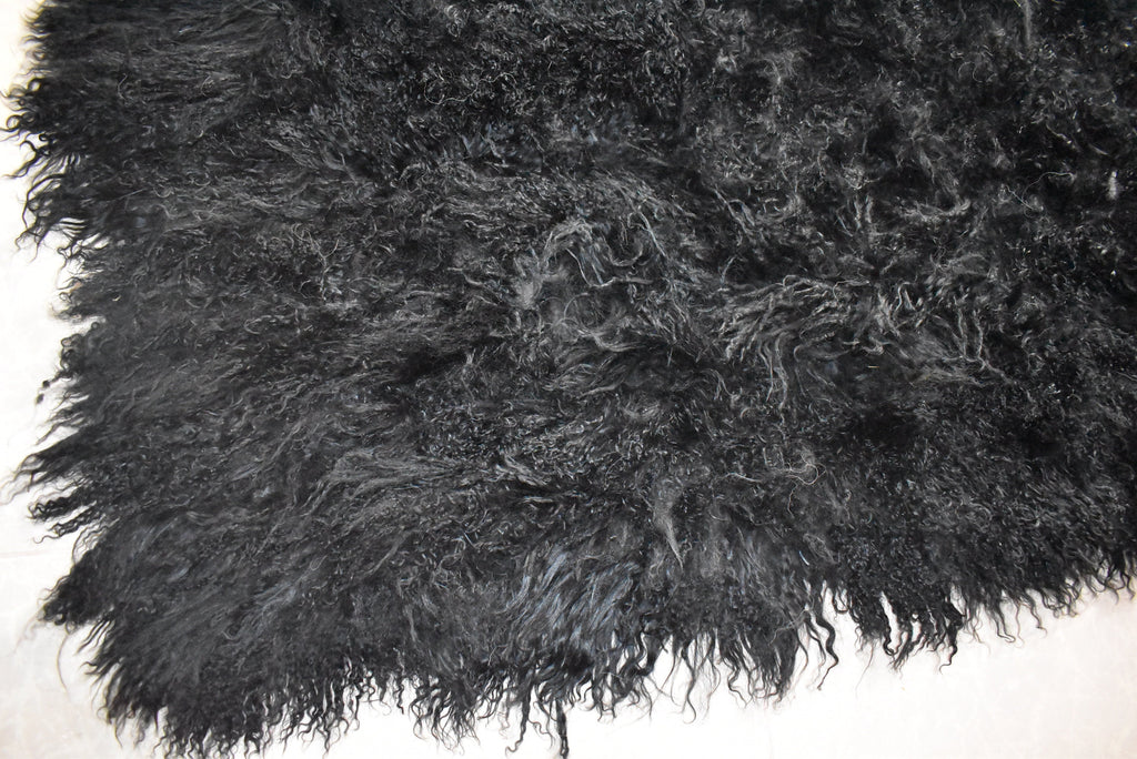 Luxurious Mongolian Lamb Throw Blanket | Mongolian Lamb Rug  | Black Fur Blanket made of Mongolian Lamb |Gift For her