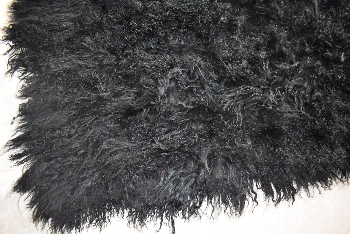 Luxurious Mongolian Lamb Throw Blanket | Mongolian Lamb Rug  | Black Fur Blanket made of Mongolian Lamb |Gift For her