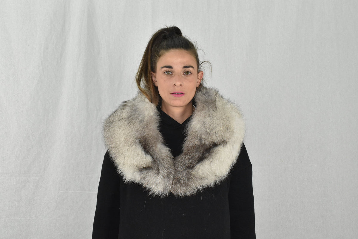 Gorgeous Fox Fur Collar Silver Frost Color . Fashion Fur Collar. Fur collar, Fur scarf , Detachable Fur Collar, Coat collar