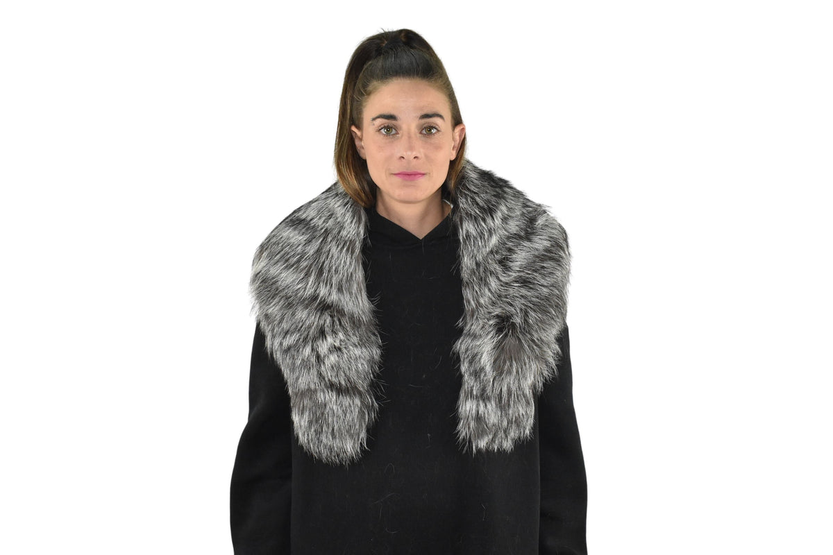 Gorgeous Silver Arzante  Fox Fur Collar