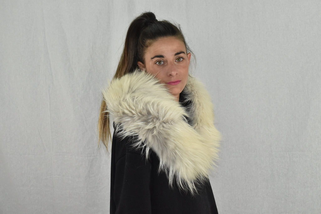 Κομψός γιακάς από γούνα αλεπούς, γούνινο κασκόλ, γιακάς παλτού, χειμερινός γιακάς, γυναικείος γιακάς, μοντέρνος γούνινος γιακάς
