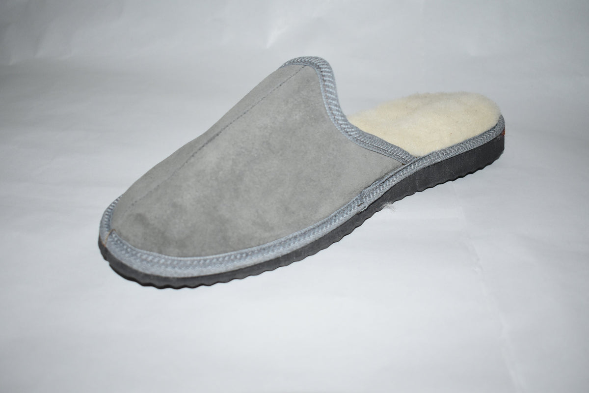 Natural Sheepskin Slippers  |  sheariling Fur Slippers | Winter slippers |Men  Fur slippers | Leather Slippers