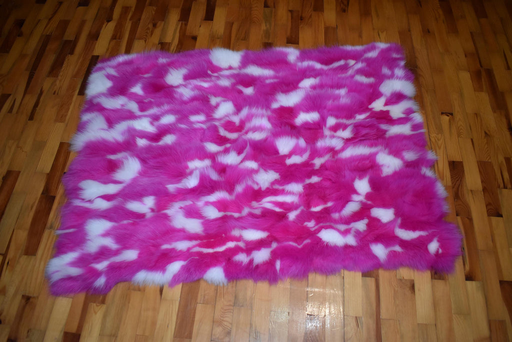 Luxurious Fox Fur Throw Blanket: Pink & White Fur Rug