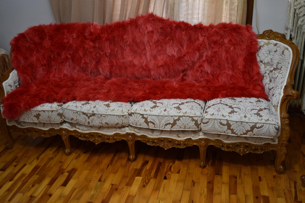 Red Fox Fur Blanket: Luxurious Velvet Lined Throw