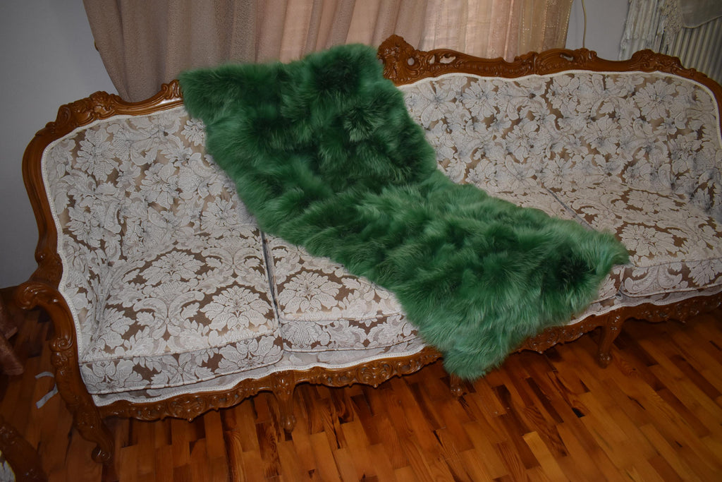 Fluffy Green Fox Fur Blanket: Luxurious Fur Rug, Velvet Lining