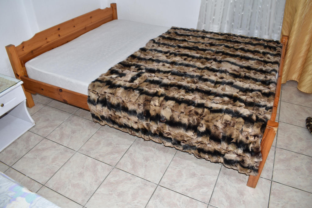 Luxury Rex Rabbit Fur Blanket: Warm Beige Brown Throw