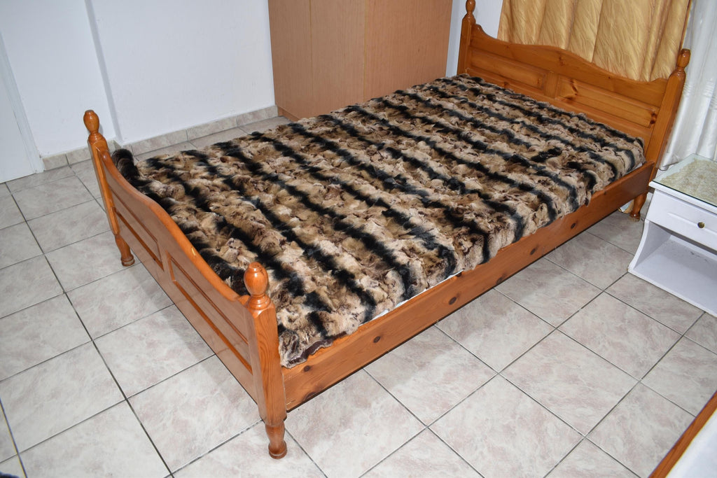 Luxury Rex Rabbit Fur Blanket: Warm Beige Brown Throw