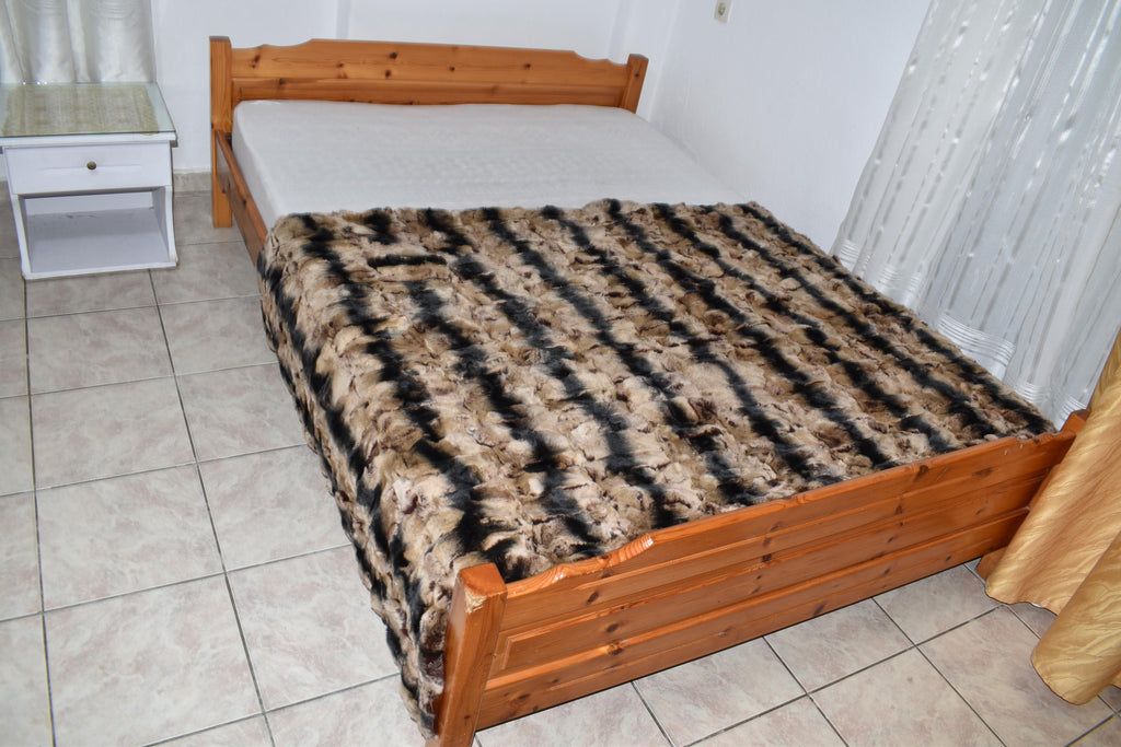 Luxury Rex Rabbit Fur Blanket: Warm Beige Brown Throw
