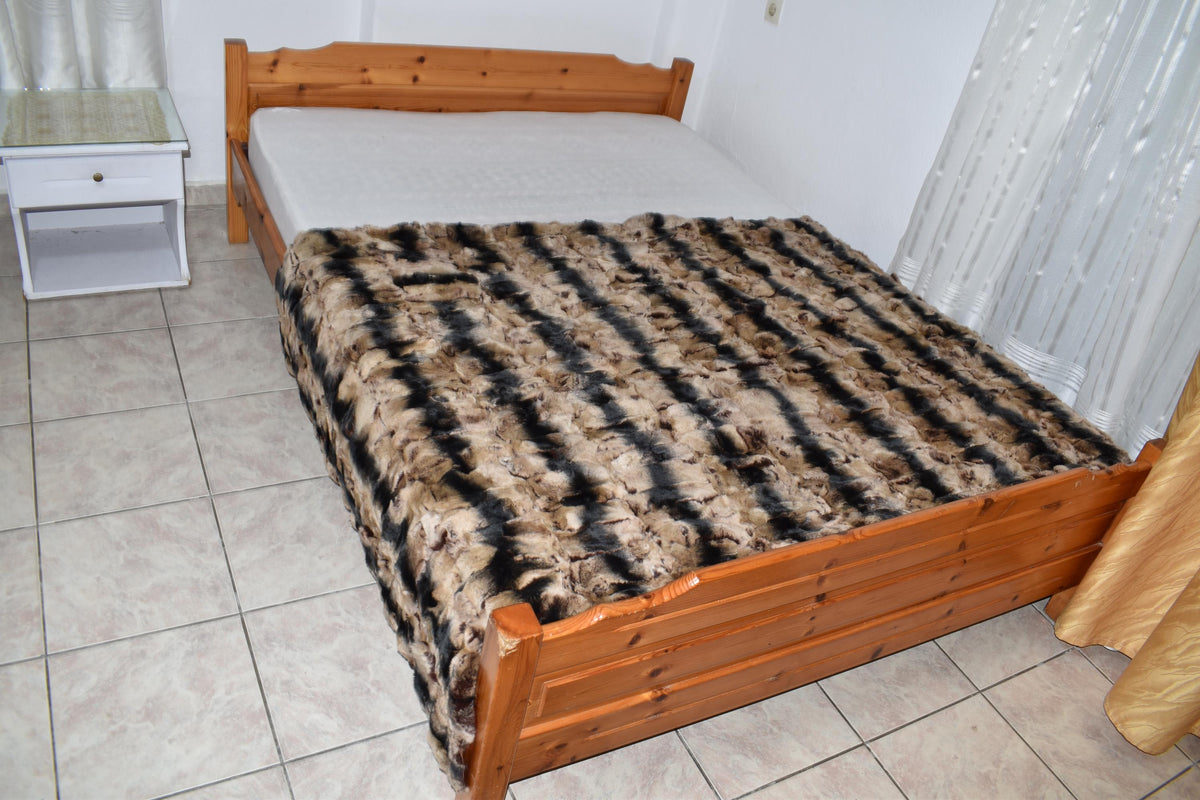 Luxury Rex Rabbit Fur Blanket: Warm Beige Brown Throw